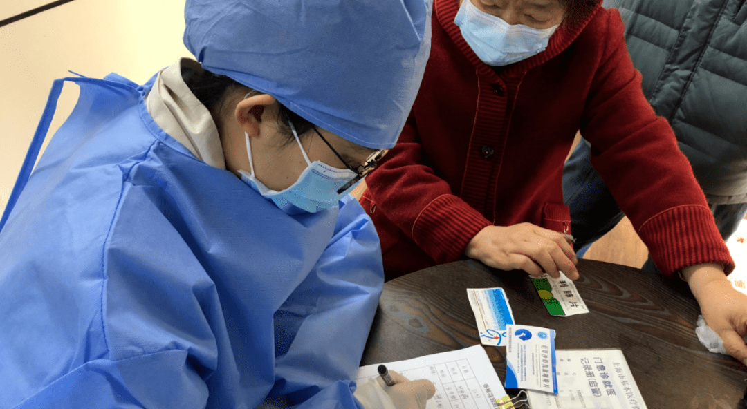 江门24小时套医保卡回收商家(急用钱24小时医保提取)